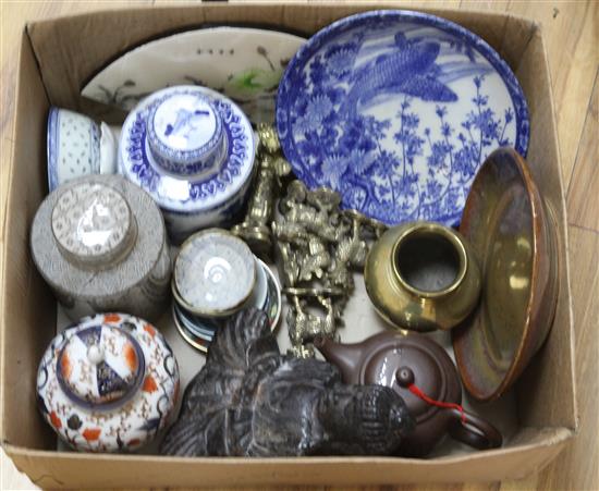 A collection of mixed Oriental ceramics etc